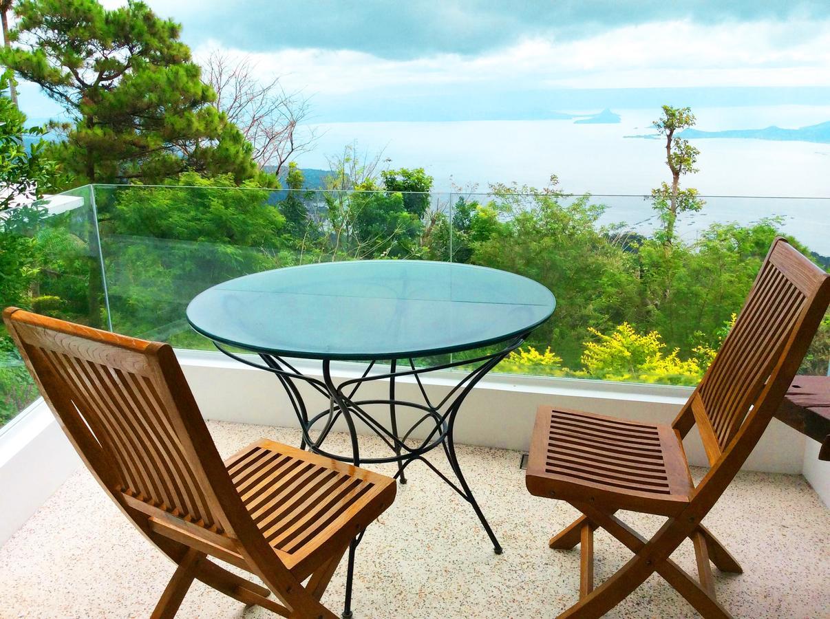 Bed and Breakfast The Carmelence View Тагайтай Экстерьер фото