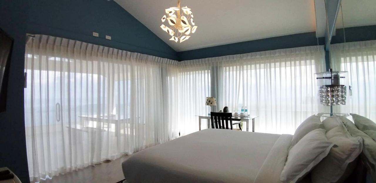 Bed and Breakfast The Carmelence View Тагайтай Экстерьер фото